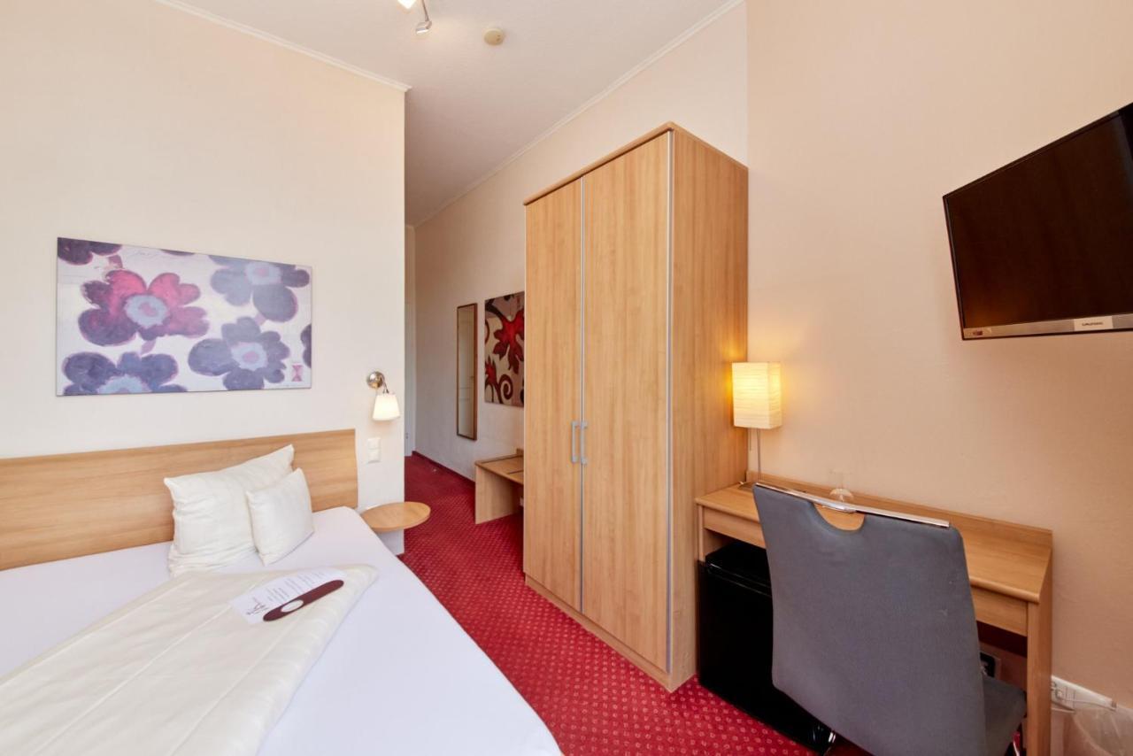 Moselhotel Roemischer Kaiser Verbandsgemeinde Verbandsgemeinde Bernkastel-Kues Buitenkant foto