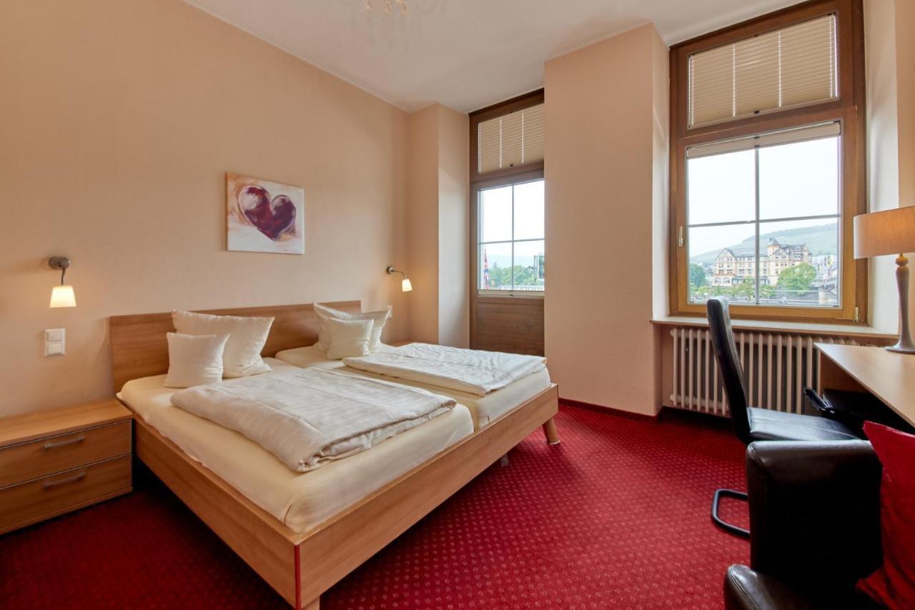 Moselhotel Roemischer Kaiser Verbandsgemeinde Verbandsgemeinde Bernkastel-Kues Buitenkant foto