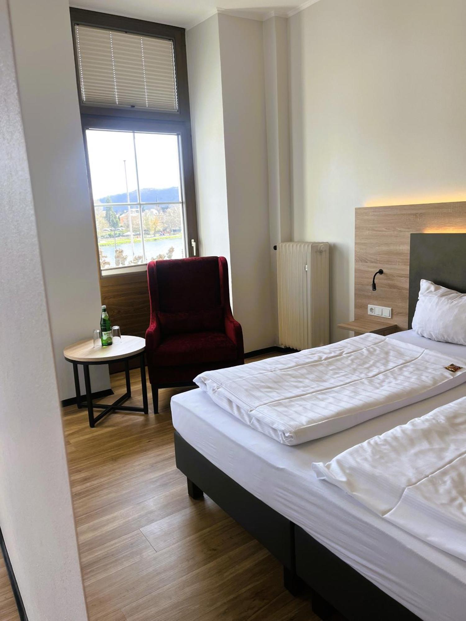 Moselhotel Roemischer Kaiser Verbandsgemeinde Verbandsgemeinde Bernkastel-Kues Buitenkant foto