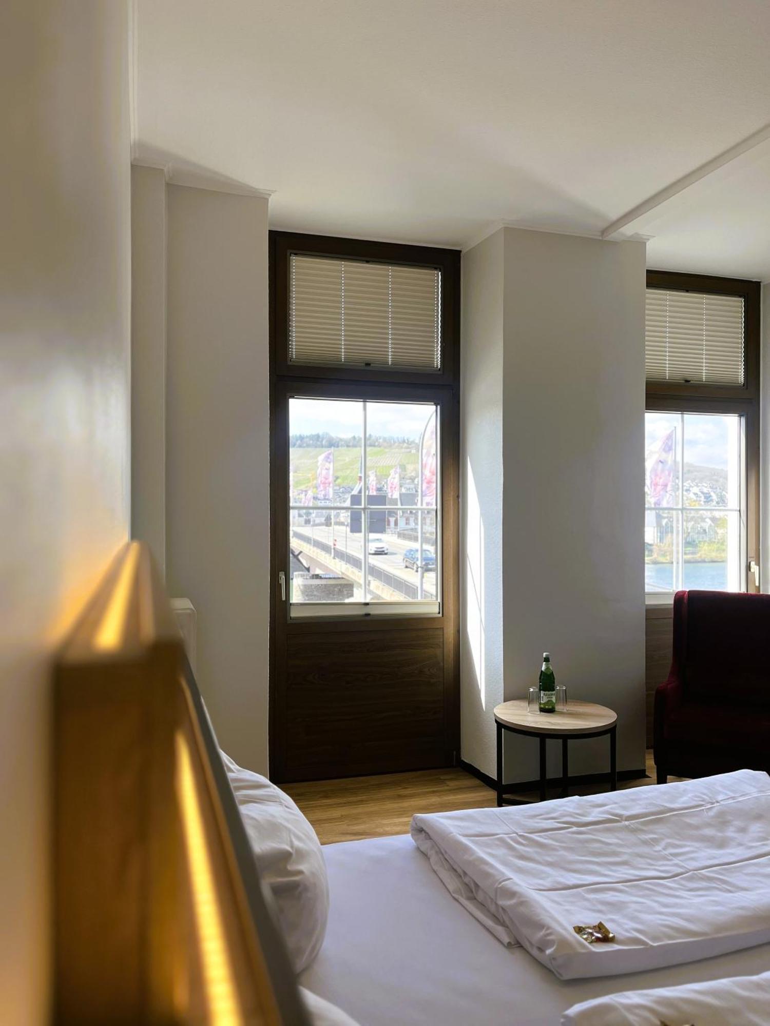 Moselhotel Roemischer Kaiser Verbandsgemeinde Verbandsgemeinde Bernkastel-Kues Buitenkant foto